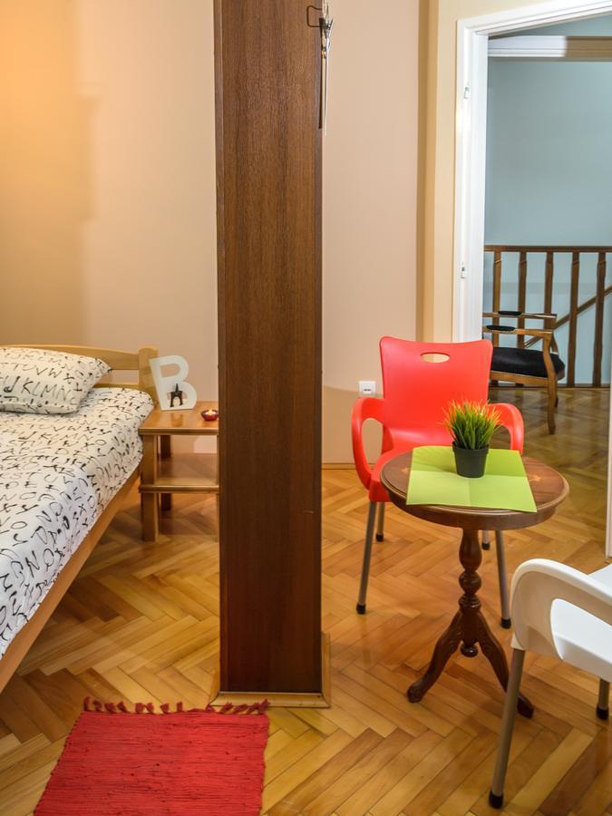 Hostel White Town Belgrade